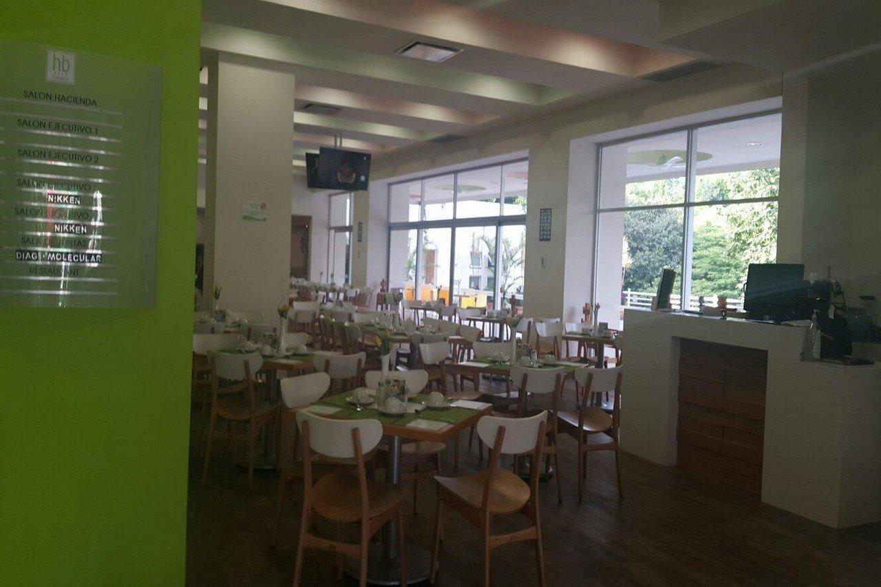 Hb Cordoba Hotel Bagian luar foto
