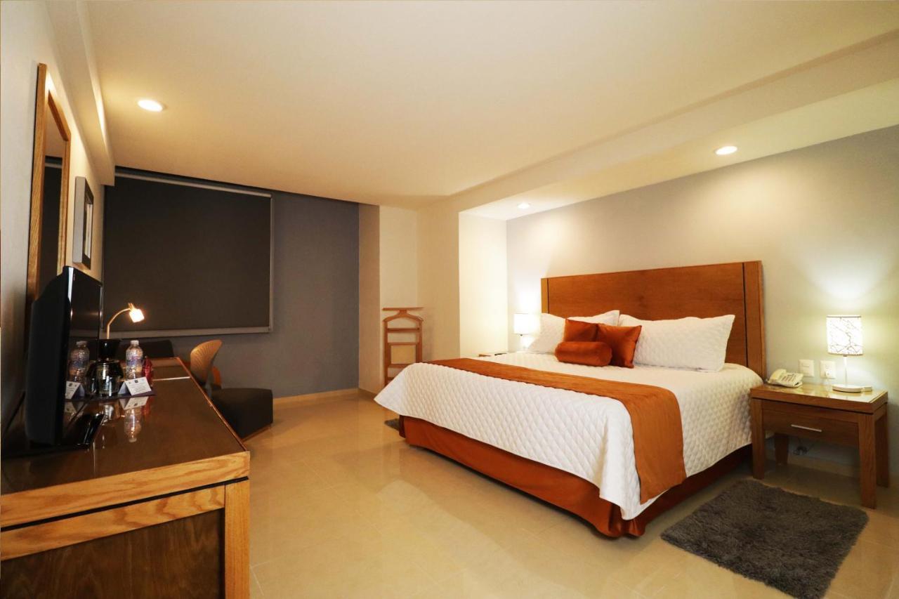 Hb Cordoba Hotel Bagian luar foto