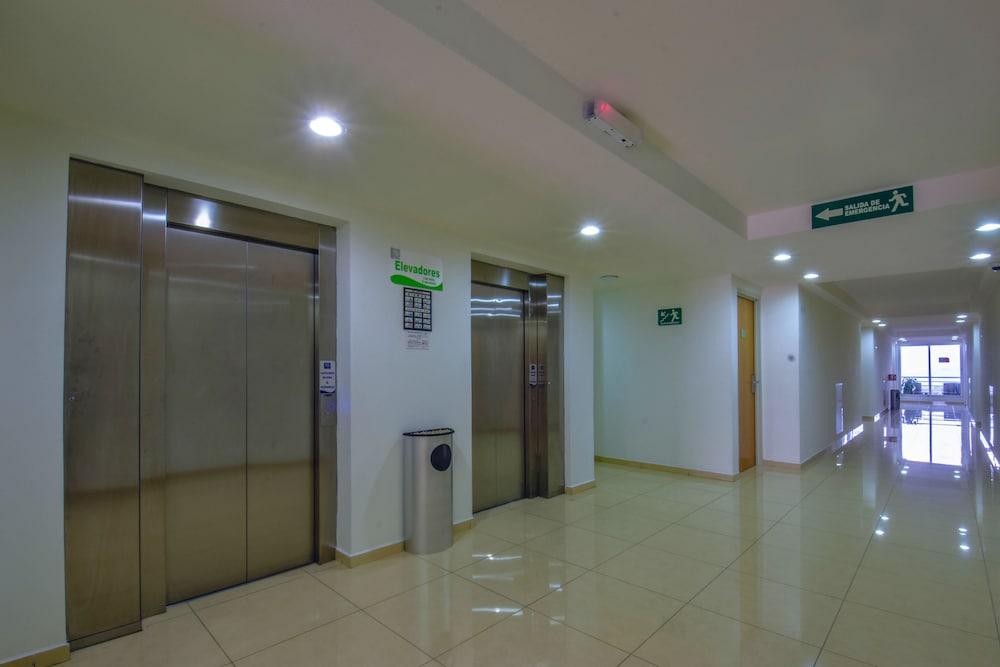 Hb Cordoba Hotel Bagian luar foto