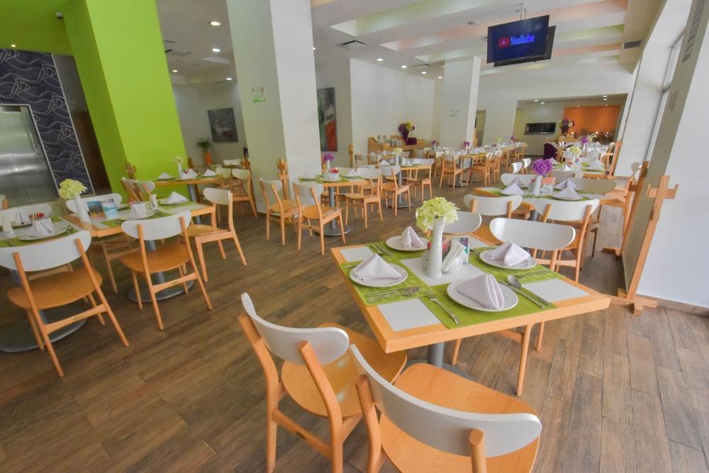 Hb Cordoba Hotel Bagian luar foto